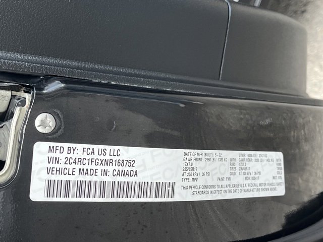 Used 2022 Chrysler Pacifica Touring image 21