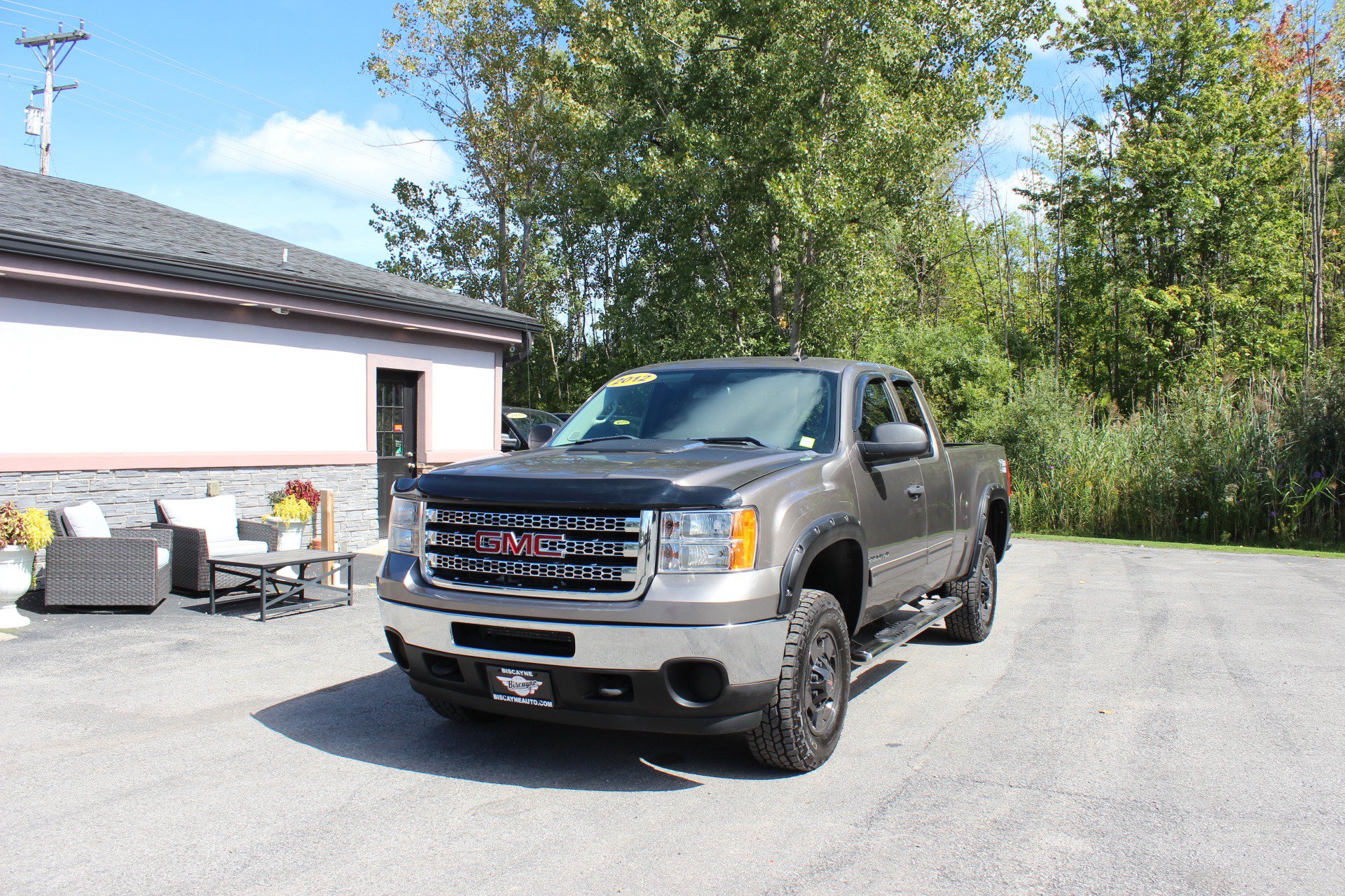 Used 2012 GMC Sierra 2500 SLE w/ Snow Plow Prep Package AWD/4WD image 12