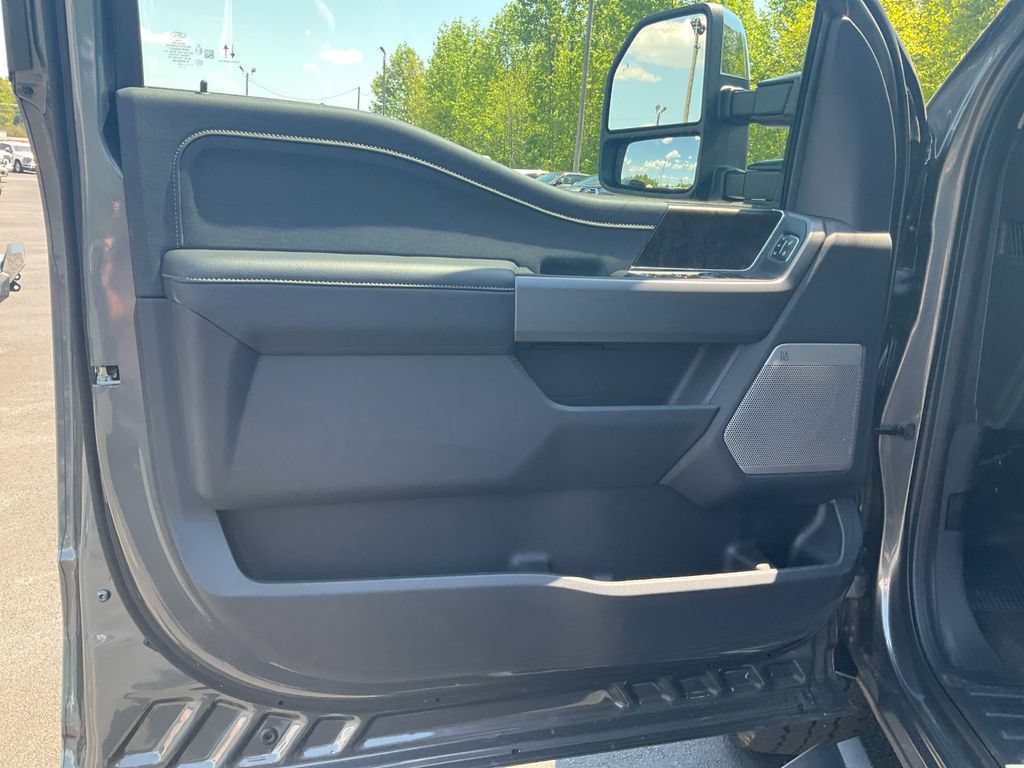 New 2026 Ford F250 Lariat w/ Chrome Package AWD/4WD image 17