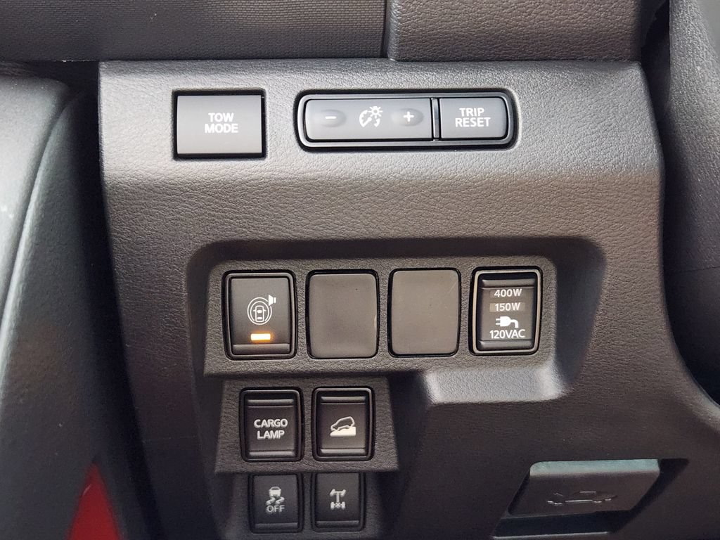 Used 2023 Nissan Frontier PRO-4X w/ Pro-4X Premium Package AWD/4WD image 27
