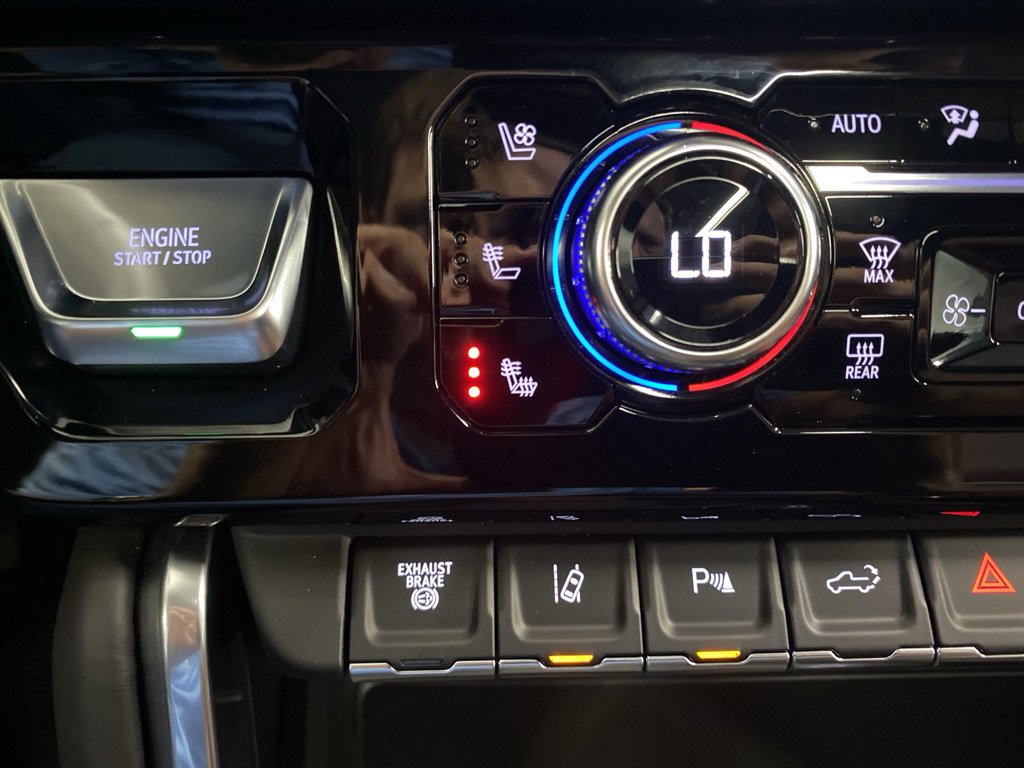 New 2025 GMC Sierra 3500 Denali Ultimate image 31