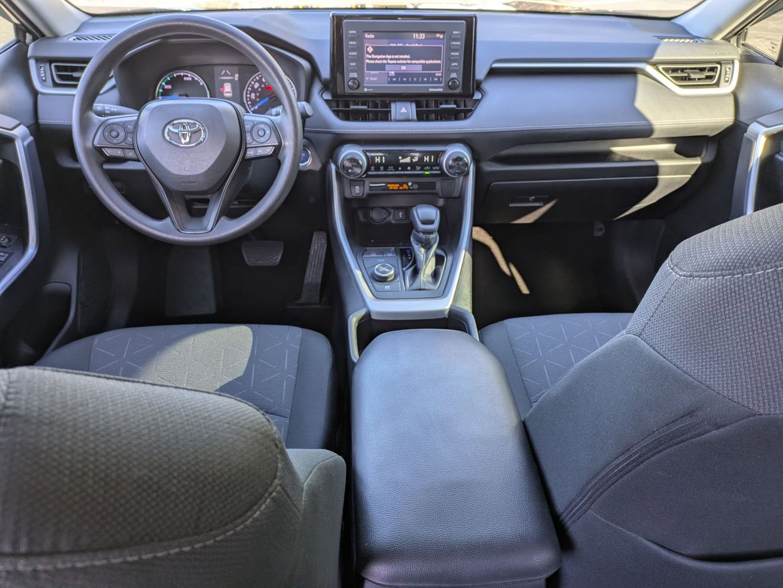 Used 2022 Toyota RAV4 XLE image 22