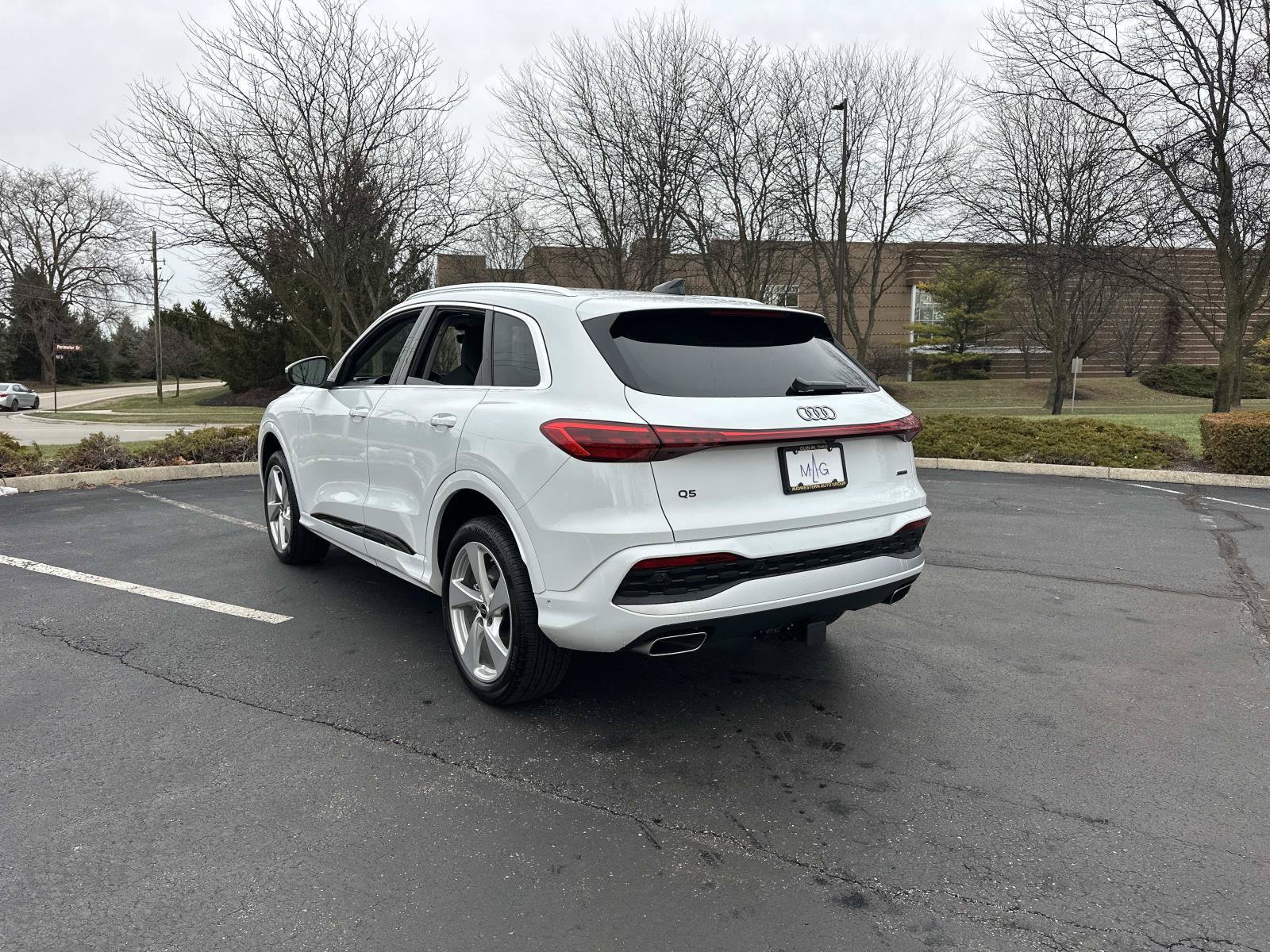 Used 2025 Audi Q5 Premium Plus AWD/4WD image 5