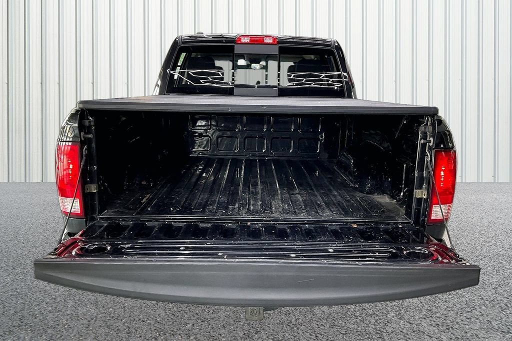 Used 2017 RAM 1500 Classic SLT AWD/4WD image 22