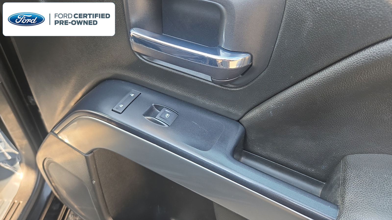 Used 2018 Chevrolet Silverado 1500 LT AWD/4WD image 23