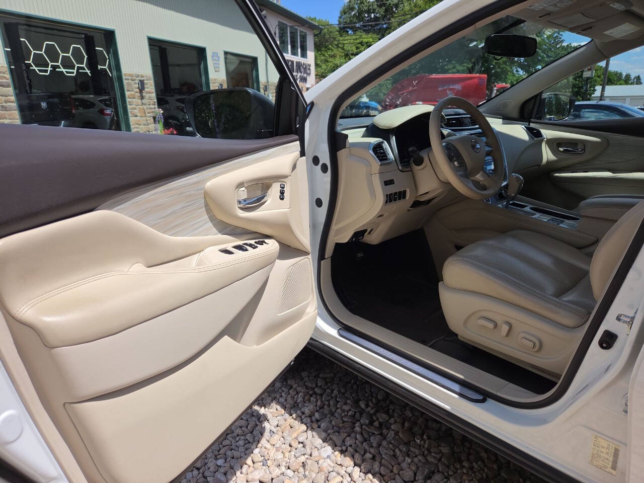 Used 2018 Nissan Murano SL w/ Cargo Package AWD/4WD image 14