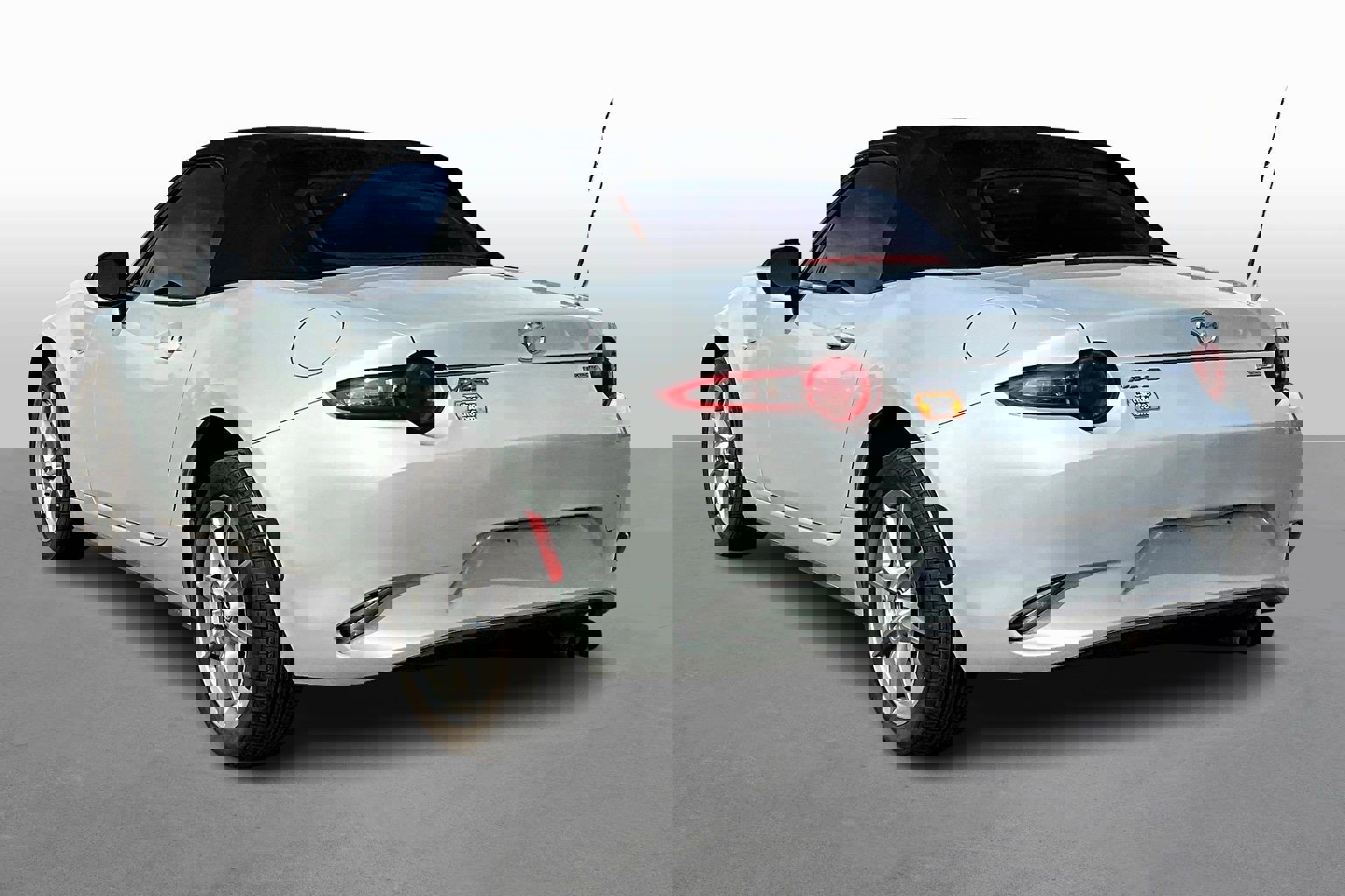 Used 2017 MAZDA MX-5 Miata Sport image 10