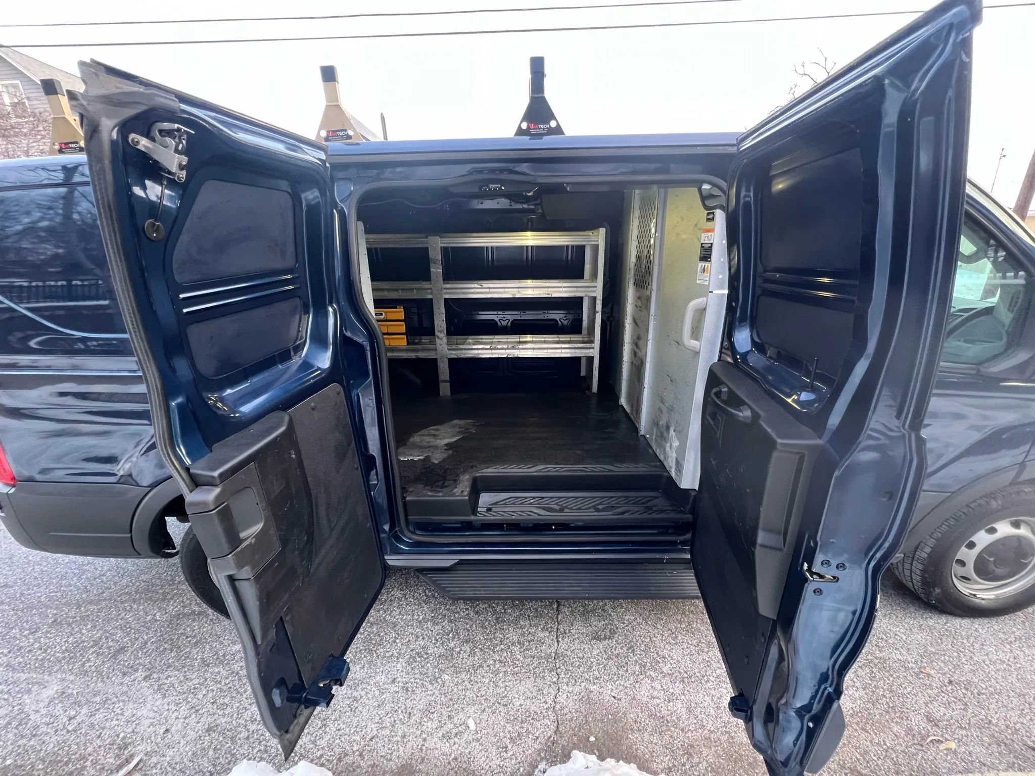 Used 2017 Ford Transit 150 130 Low Roof RWD image 23