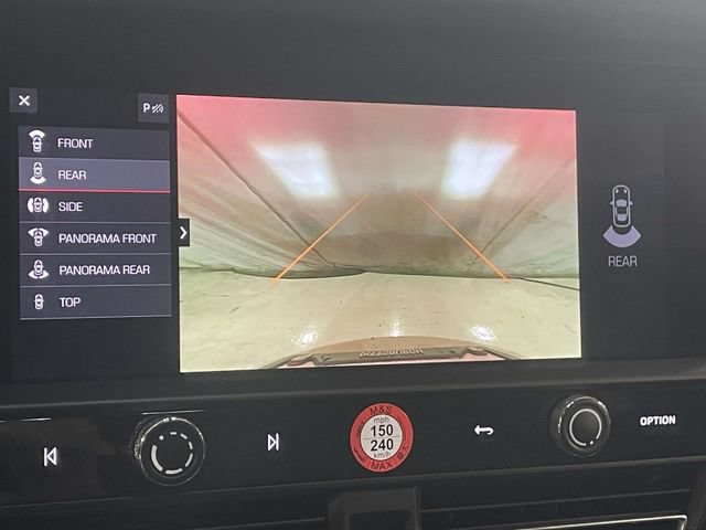 Certified 2024 Porsche Macan AWD/4WD image 35