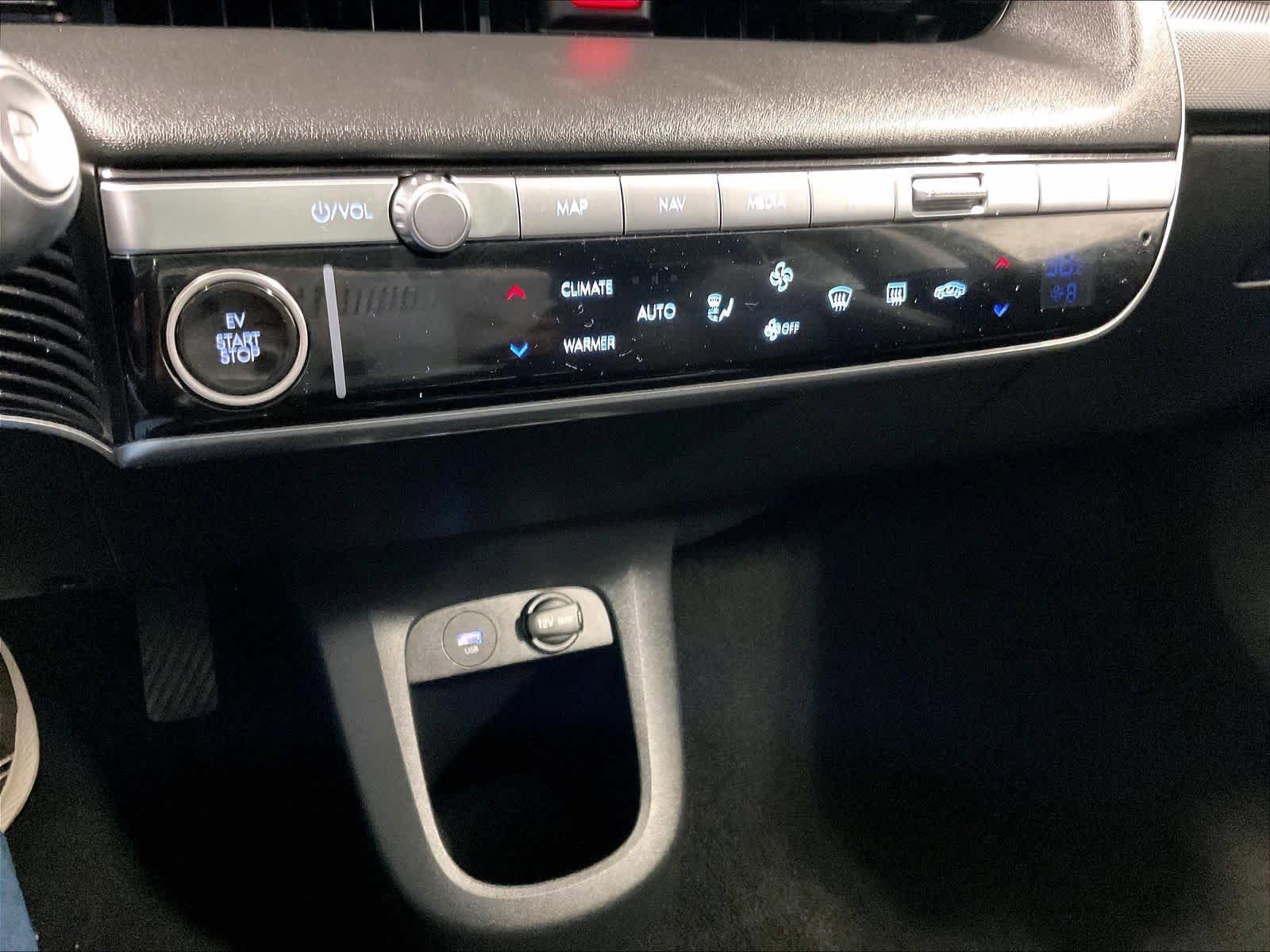 Certified 2024 Hyundai Ioniq 5 Limited AWD/4WD image 26