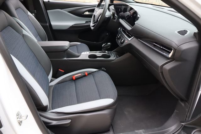 Certified 2026 Buick Envista Preferred w/ Convenience II Package FWD image 16