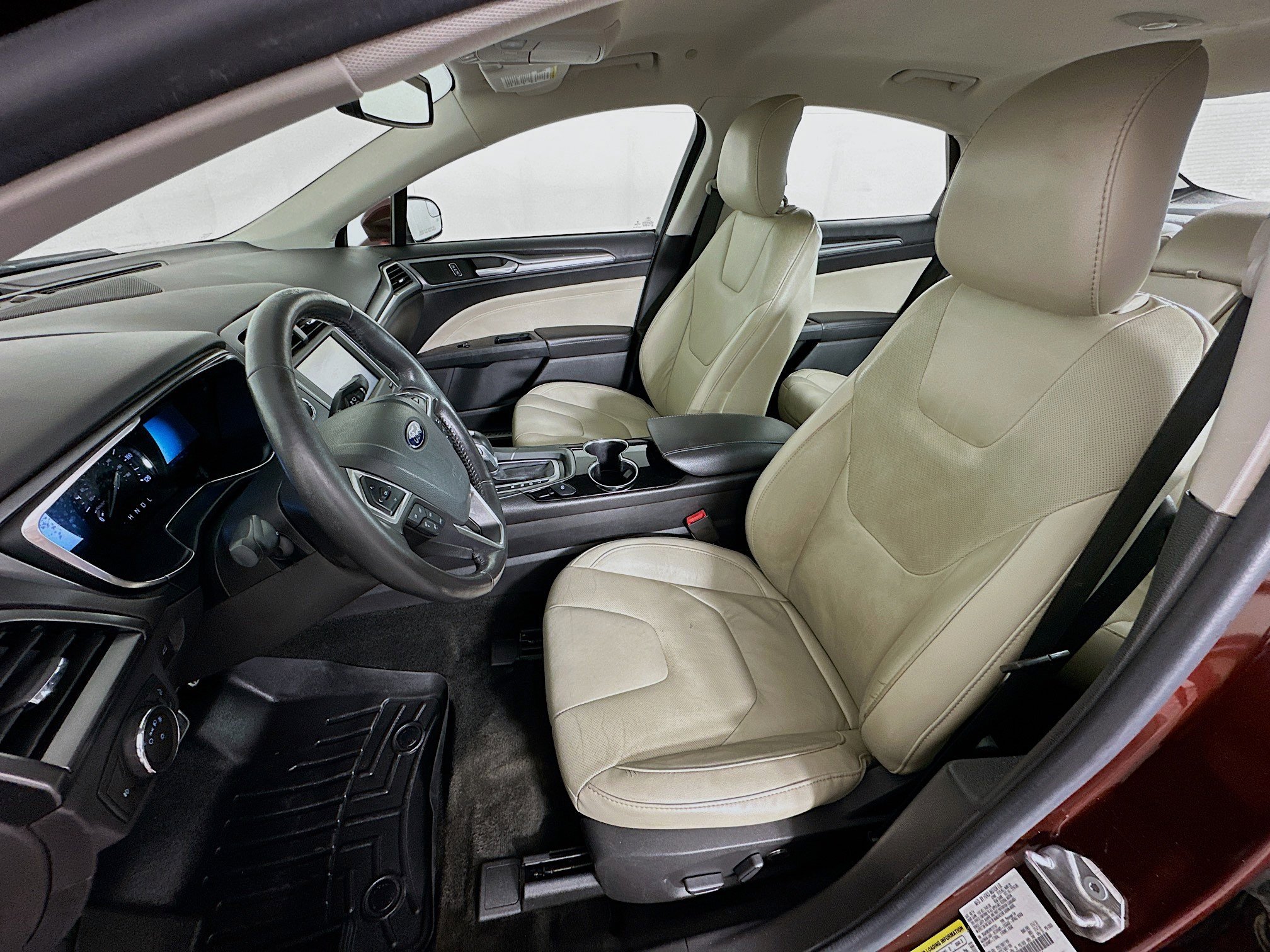 Used 2015 Ford Fusion Titanium image 13