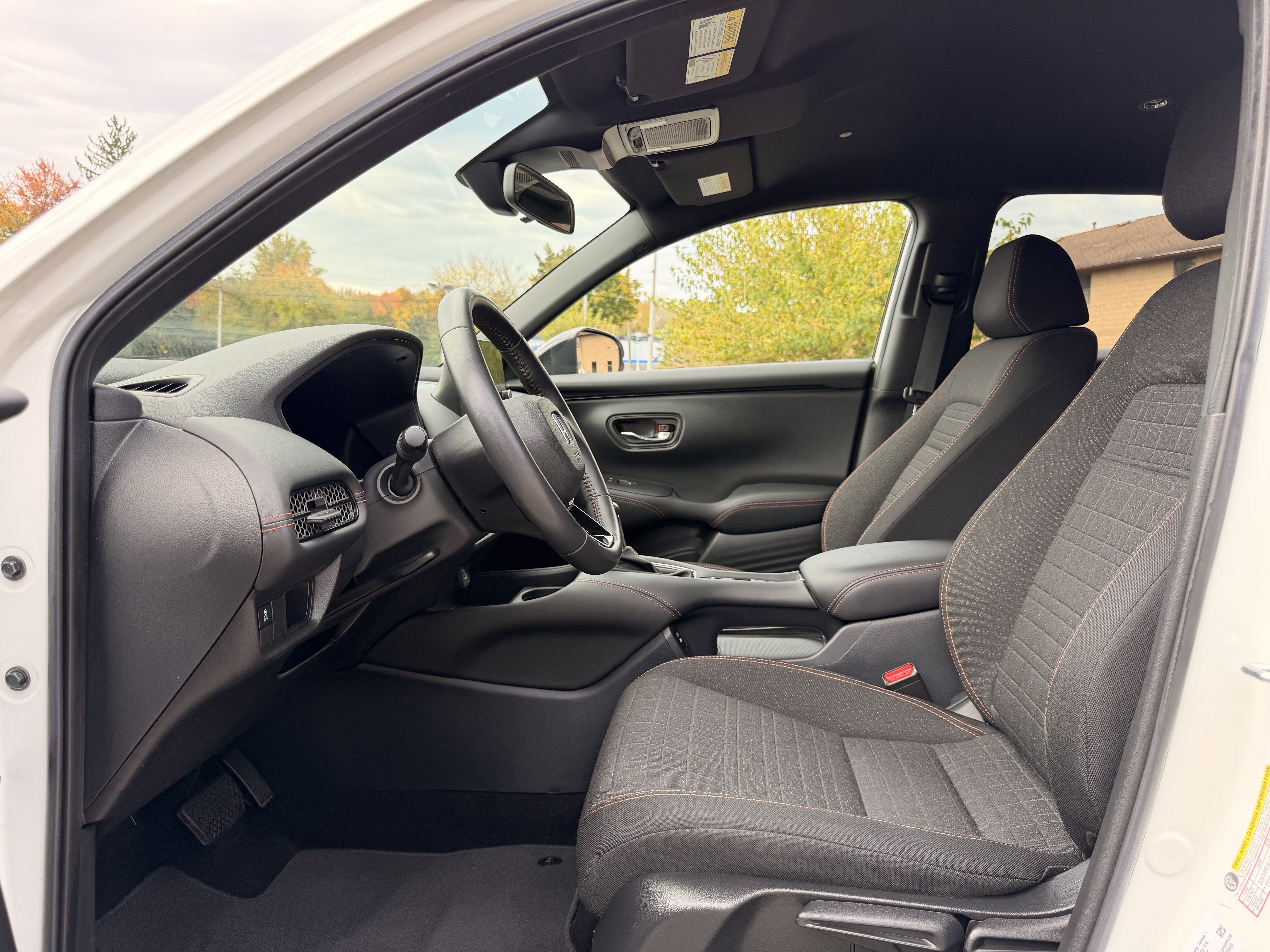 Used 2025 Honda HR-V Sport image 14
