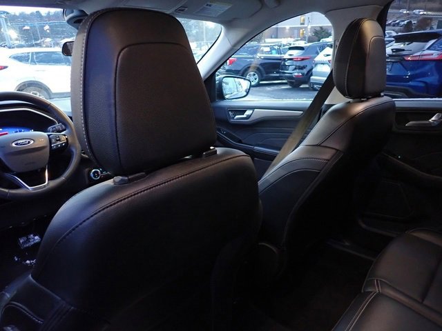 Certified 2022 Ford Escape SEL w/ Technology Package image 17