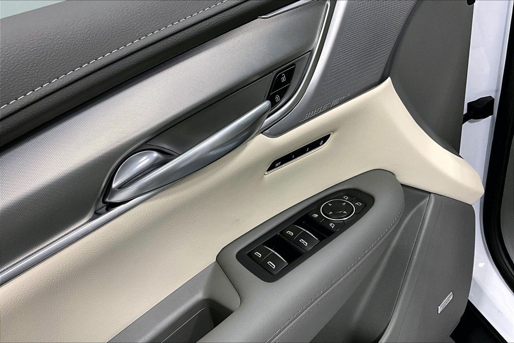 New 2026 Cadillac XT5 Premium Luxury w/ Driver Assist Package FWD image 19