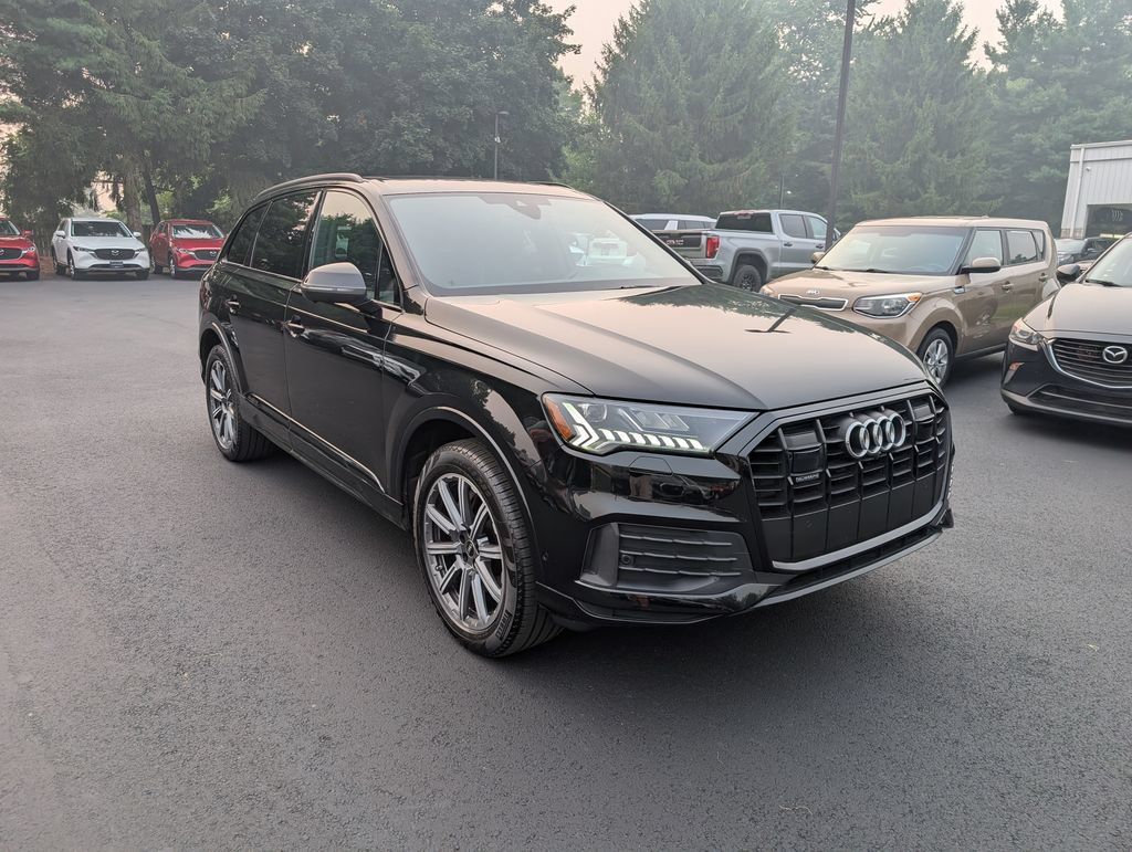 Used 2023 Audi Q7 2.0T Premium Plus AWD/4WD image 2
