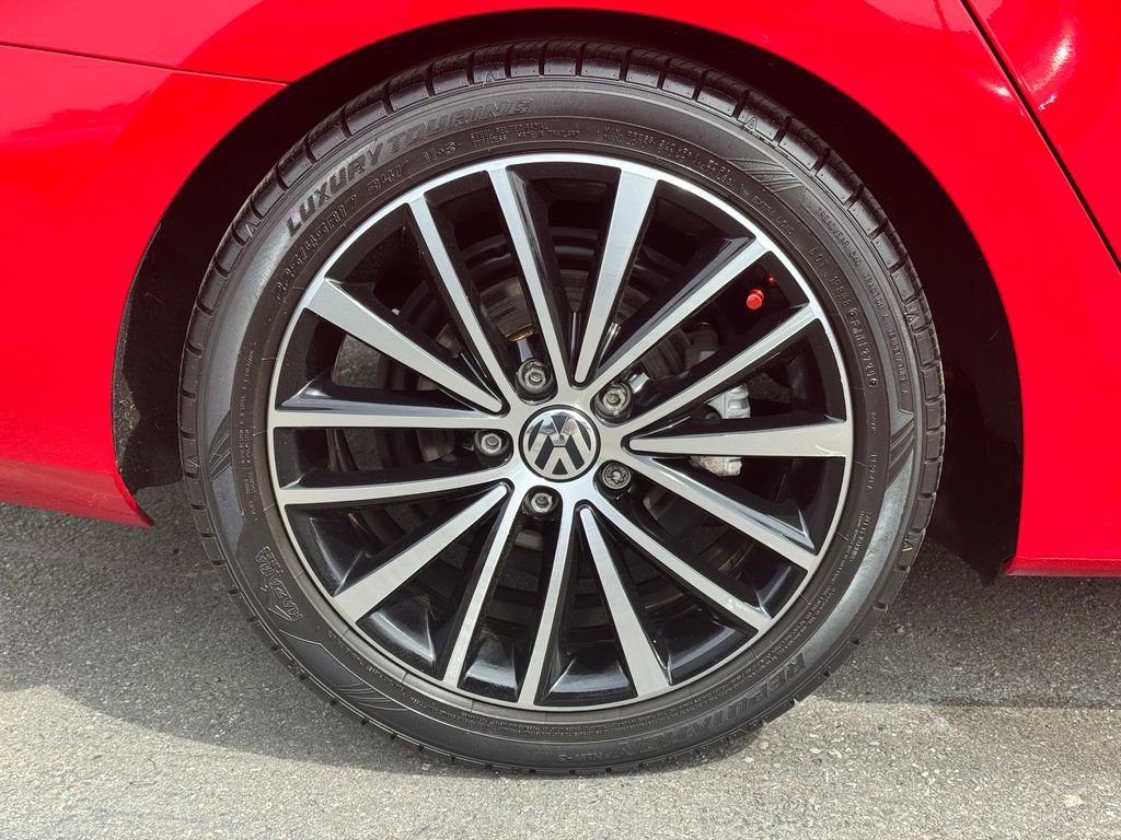 Used 2016 Volkswagen Jetta Sport FWD image 9