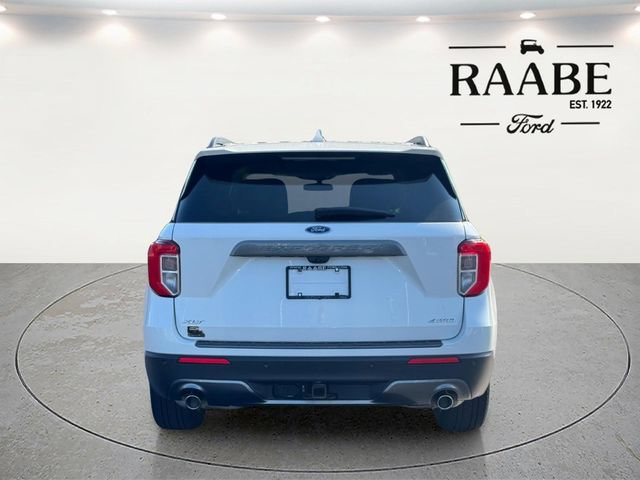 Used 2023 Ford Explorer XLT w/ Equipment Group 202A AWD/4WD image 6