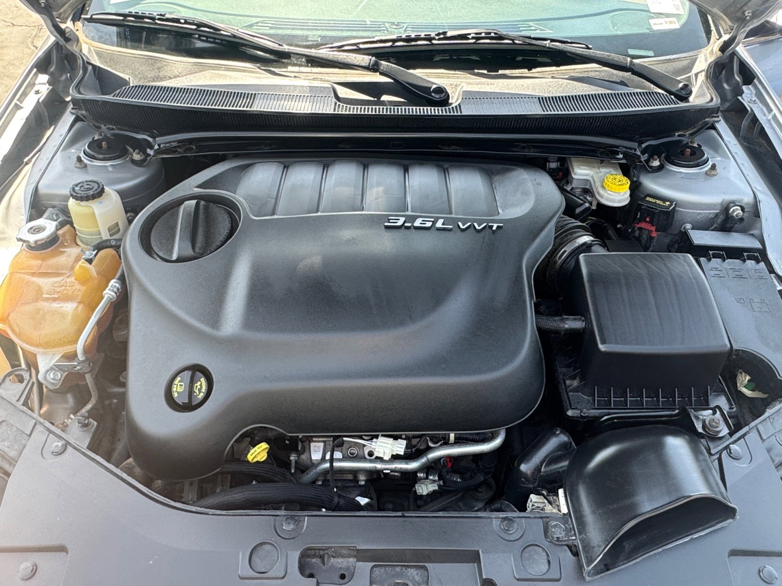 Used 2014 Chrysler 200 Touring FWD image 17
