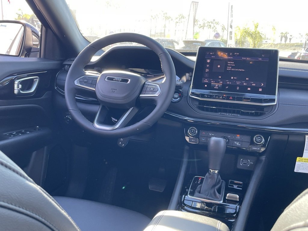 New 2026 Jeep Compass Latitude image 22