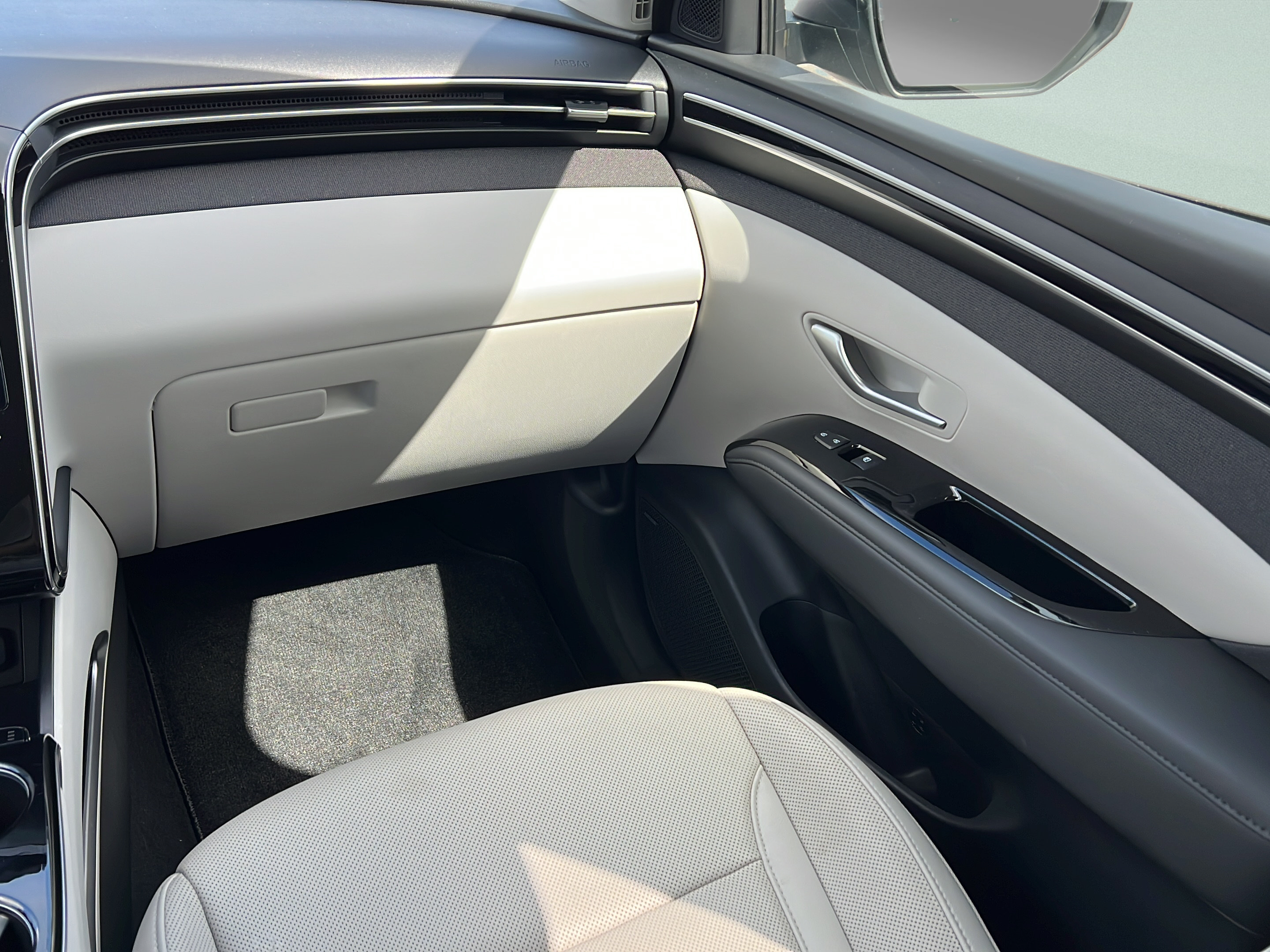 Certified 2024 Hyundai Tucson Limited FWD image 16