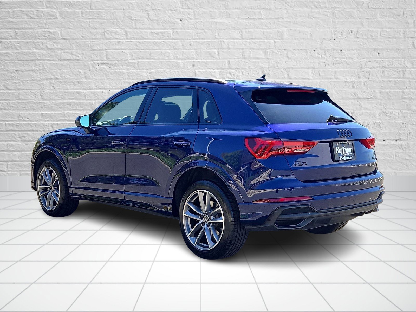 Used 2024 Audi Q3 2.0T Premium Plus w/ Premium Plus Package AWD/4WD image 4