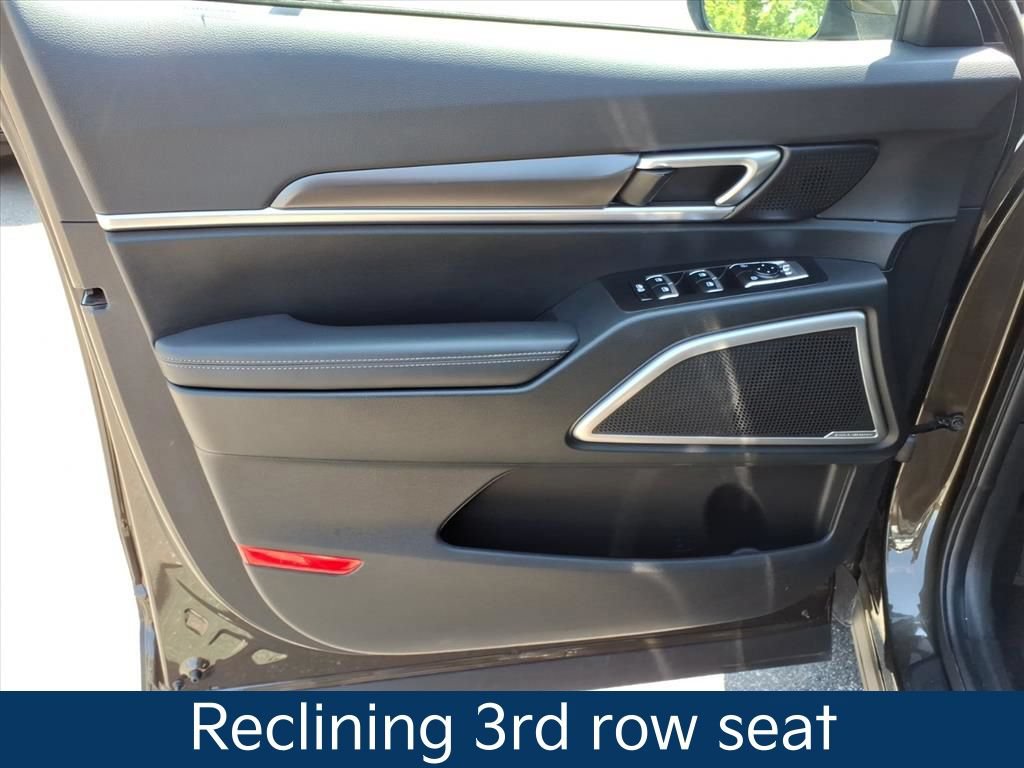 Used 2025 Kia Telluride S FWD image 20