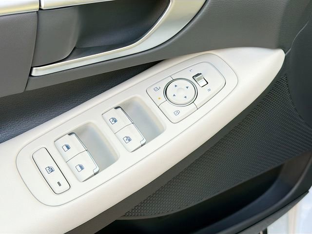 New 2026 Hyundai Sonata SEL FWD image 17