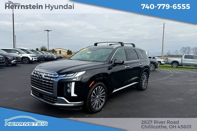 Used 2024 Hyundai Palisade Calligraphy image 3