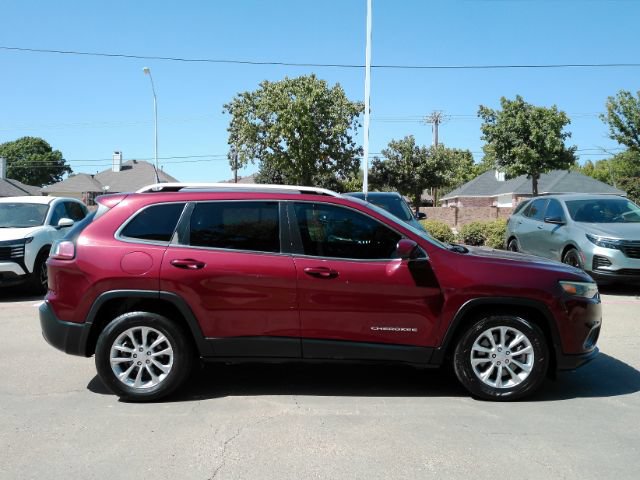 Used 2019 Jeep Cherokee Latitude w/ Popular Appearance Group FWD image 5