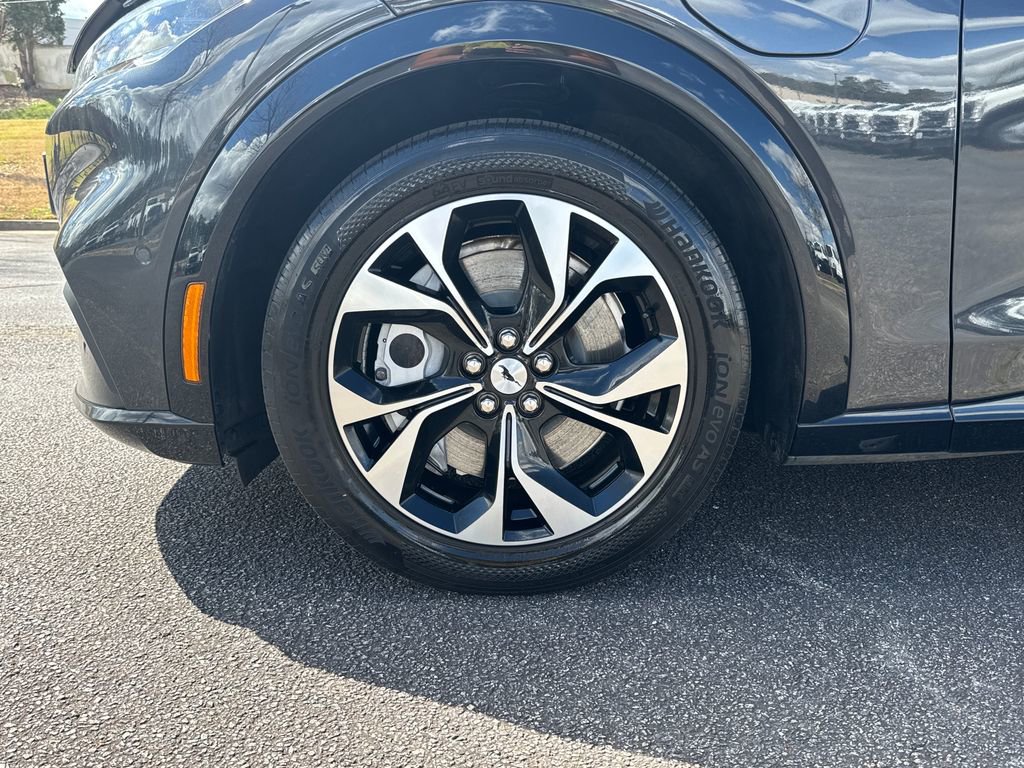 Used 2021 Ford Mustang Mach-E Premium image 21