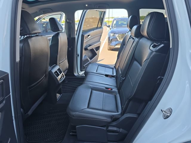 Used 2023 Volkswagen Atlas SE FWD image 16