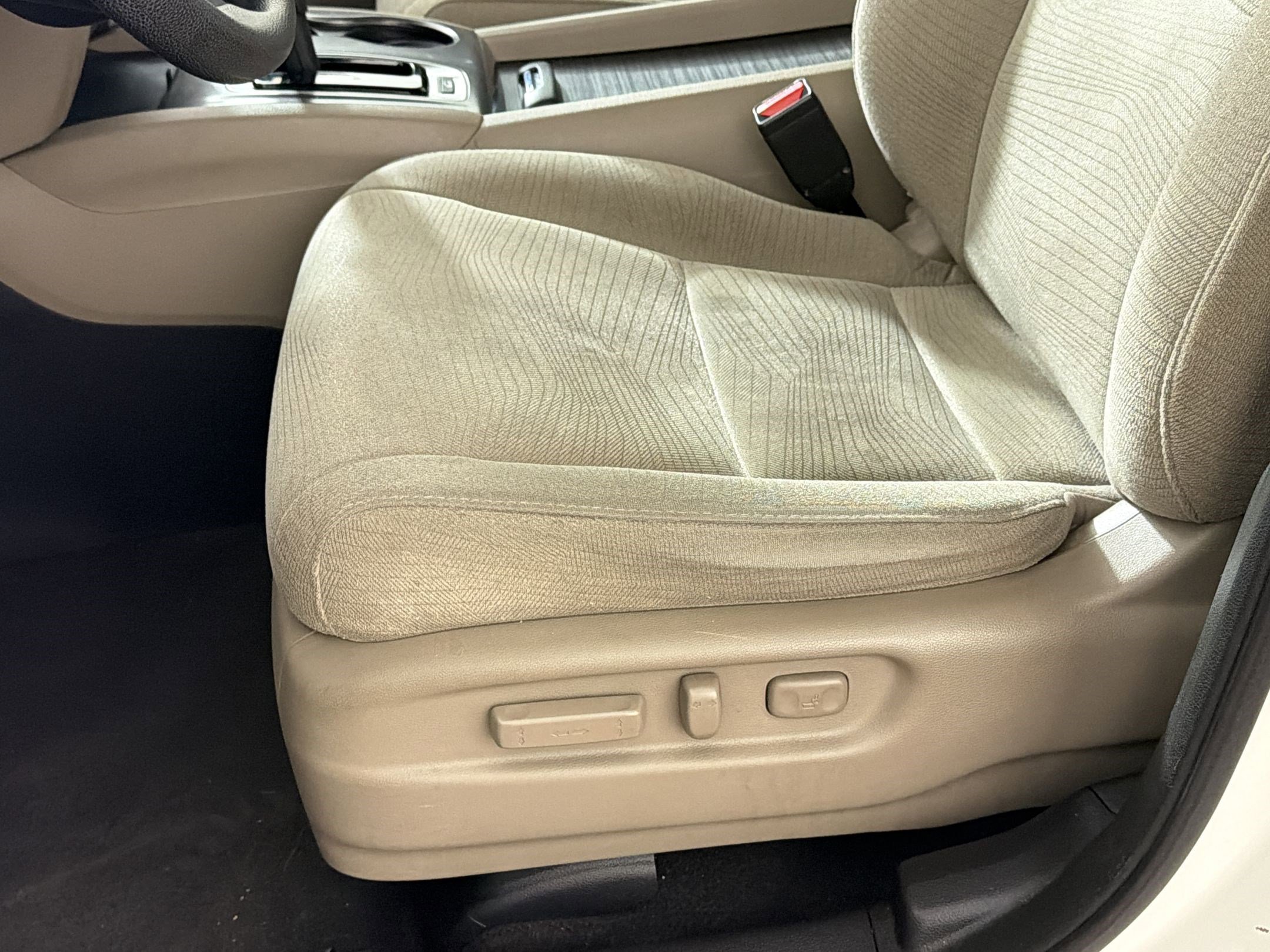 Used 2018 Honda Pilot EX image 14