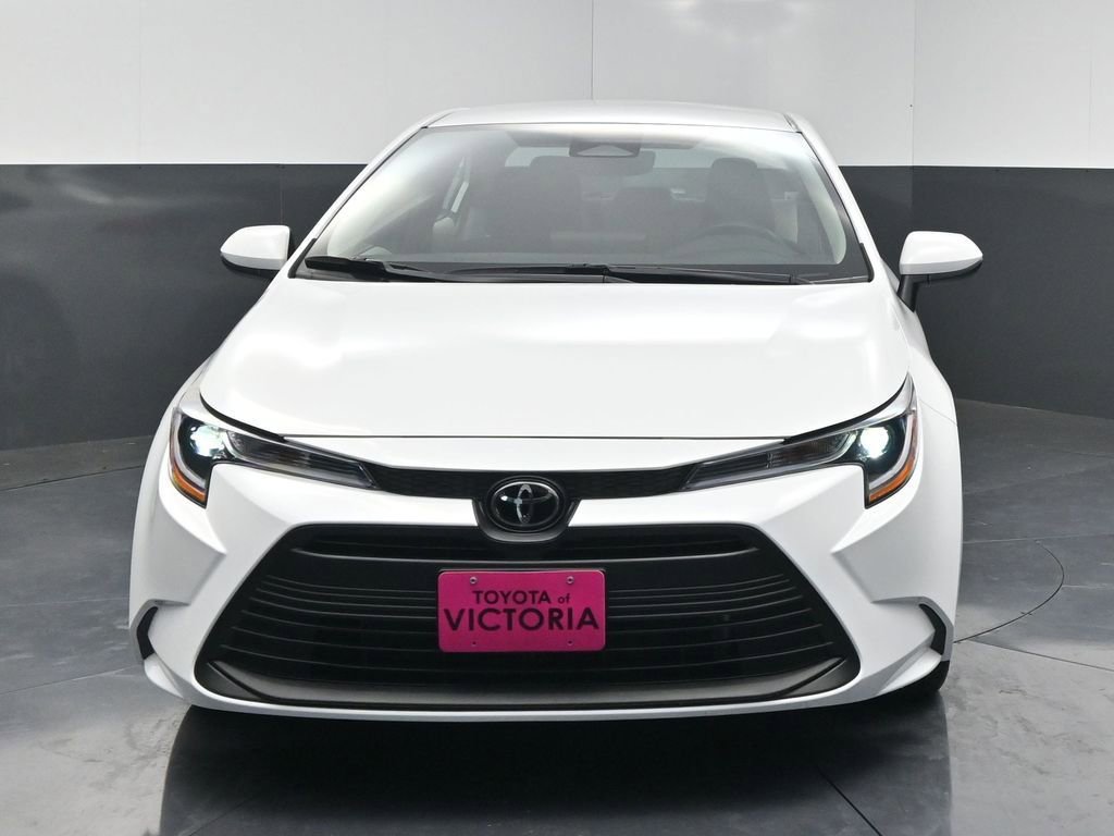 Used 2025 Toyota Corolla LE image 18
