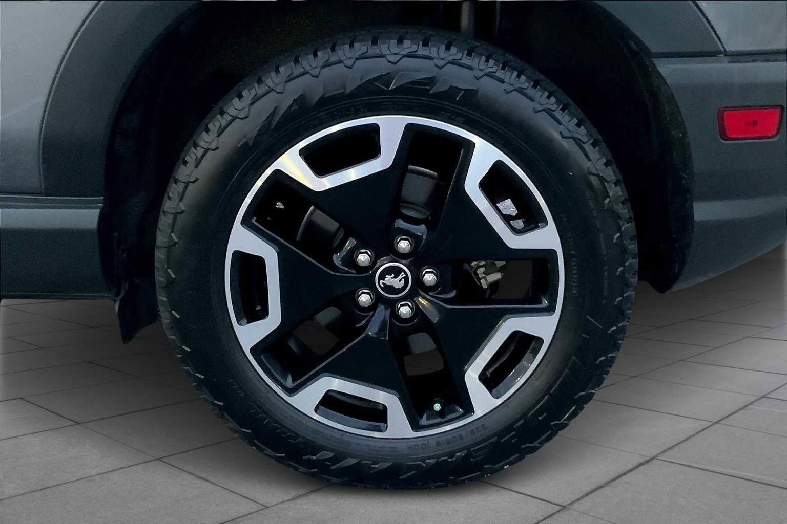 Used 2022 Ford Bronco Sport Outer Banks w/ Tech Package image 19