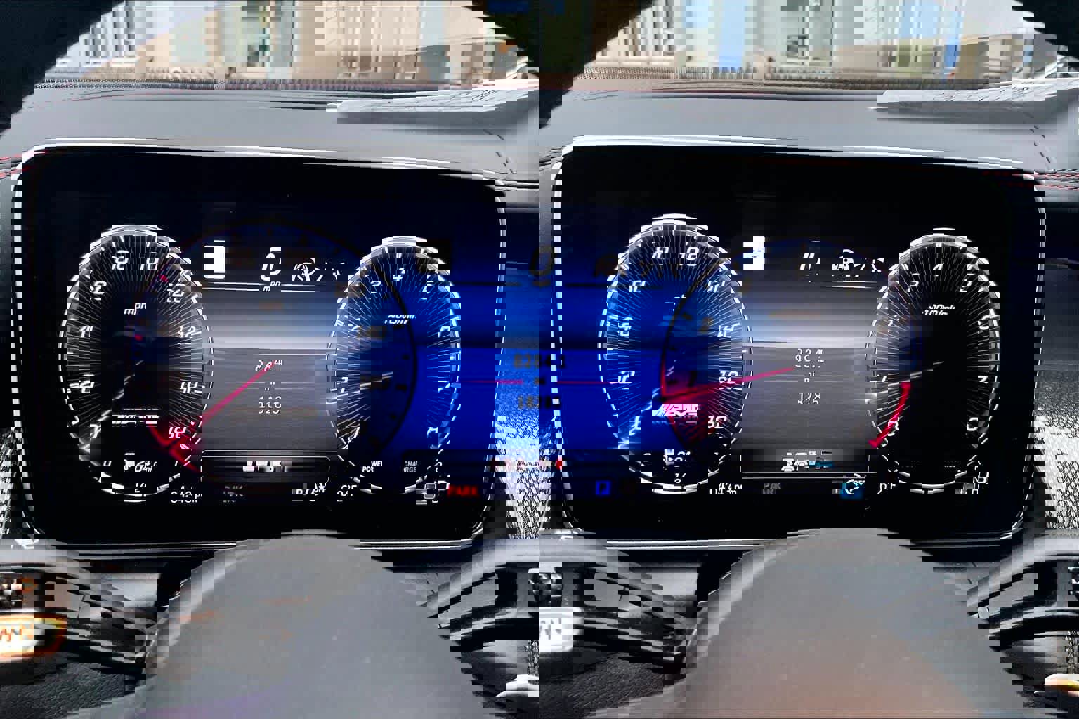 Used 2024 Mercedes-Benz GLC 43 AMG 4MATIC image 25