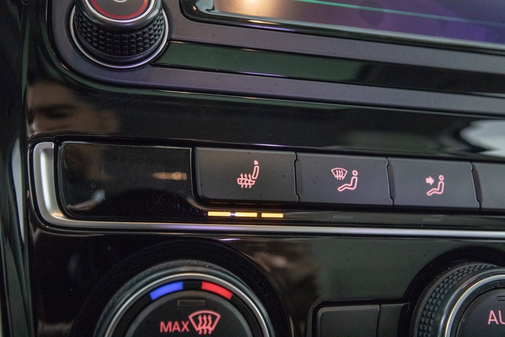 Used 2018 Volkswagen Passat 2.0T SE image 26