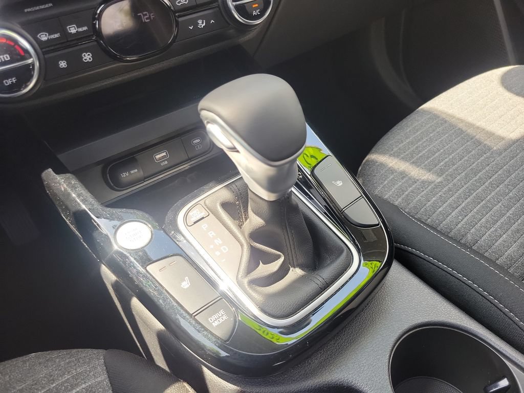 Certified 2025 Kia Soul EX FWD image 29