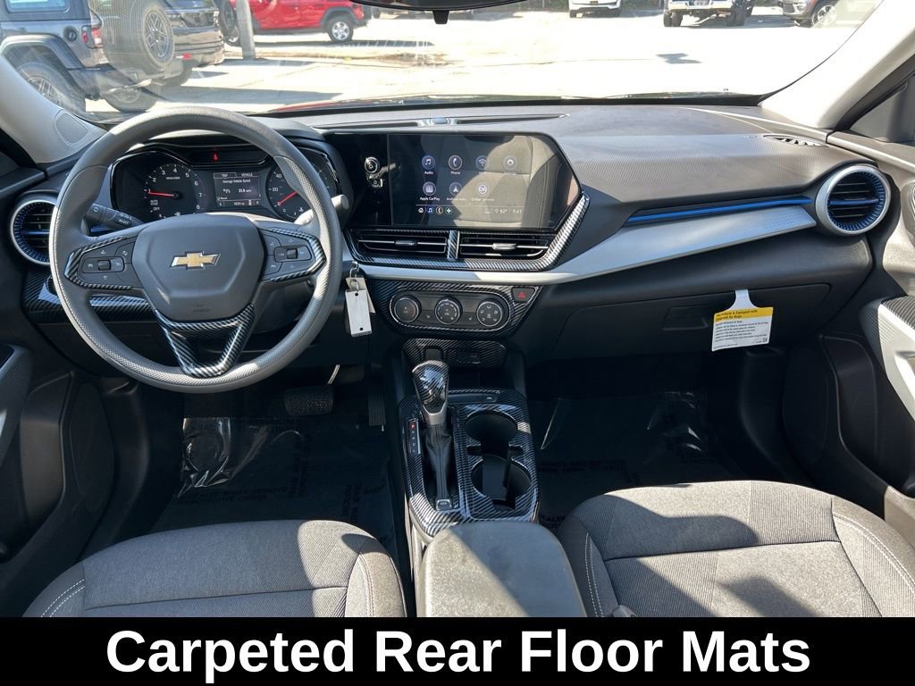 Used 2025 Chevrolet Trax LS w/ LS Convenience Package FWD image 28