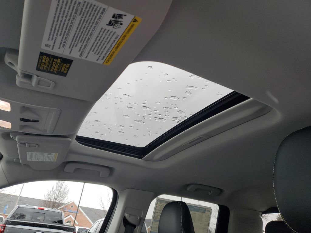 New 2026 Ford Maverick Lobo AWD/4WD image 8