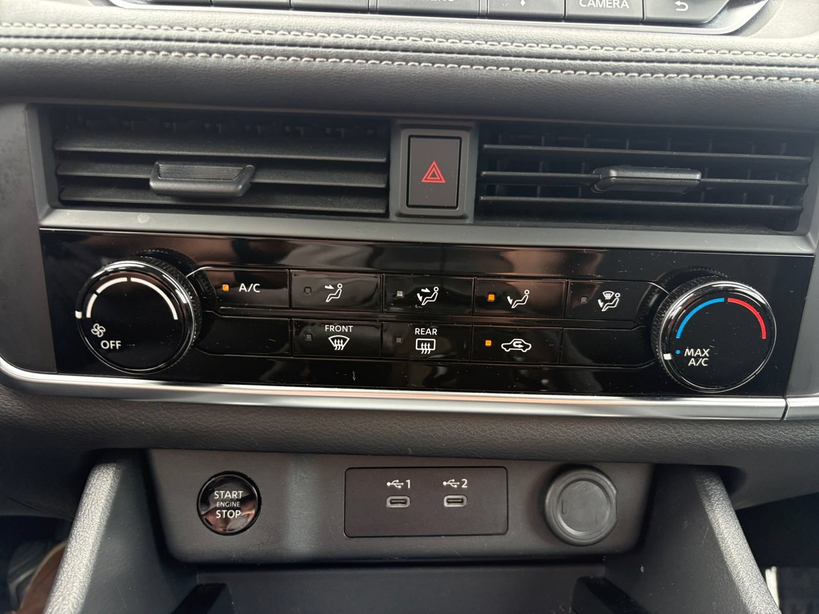 Used 2024 Nissan Rogue S FWD image 28