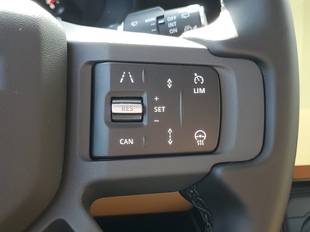 New 2026 Land Rover Defender 110 S AWD/4WD image 17