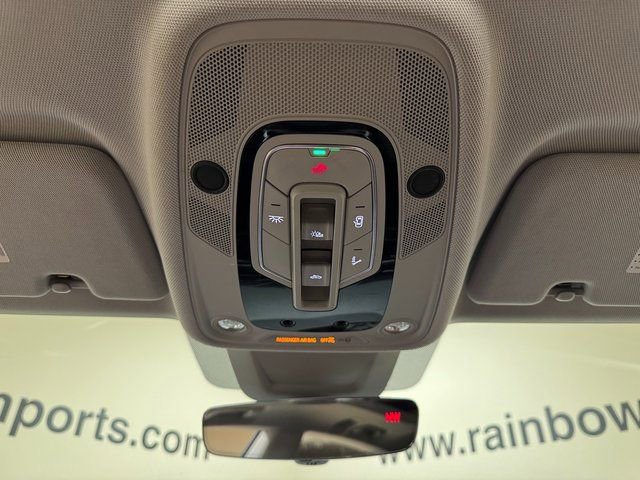 Used 2019 Audi Q8 Premium image 18