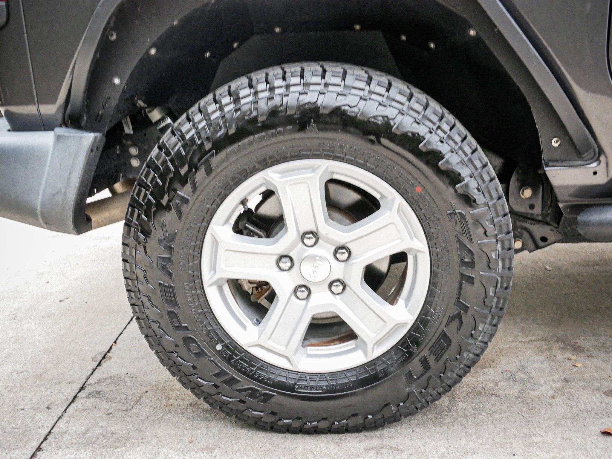 Used 2020 Jeep Wrangler Sport AWD/4WD image 13