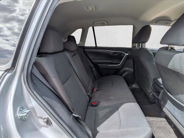 Used 2021 Toyota RAV4 LE FWD image 18