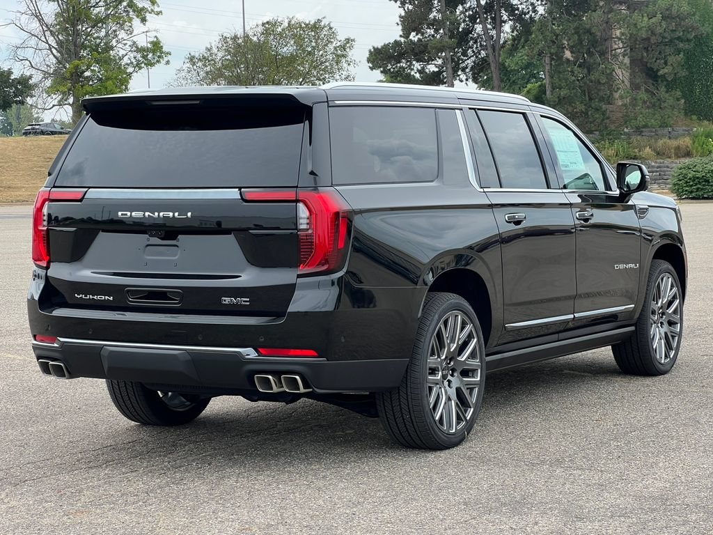 New 2026 GMC Yukon XL Denali Ultimate w/ LPO, Floor Liner Package AWD/4WD image 59