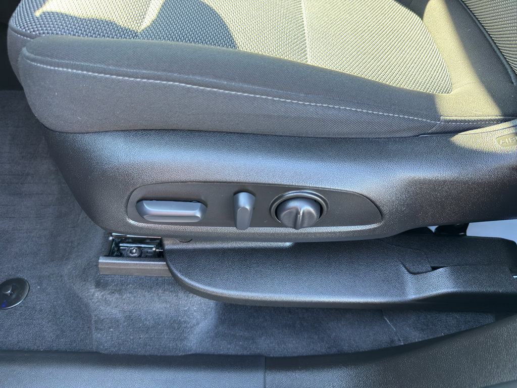 Used 2023 Chevrolet Traverse LT w/ LPO, Floor Liner Package image 16