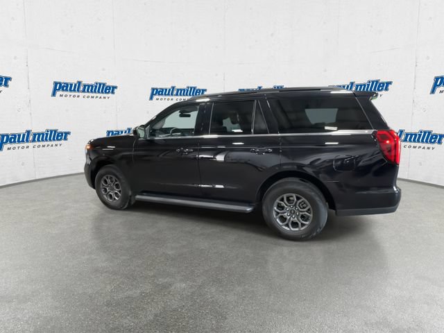 Used 2025 Ford Expedition Active AWD/4WD image 7