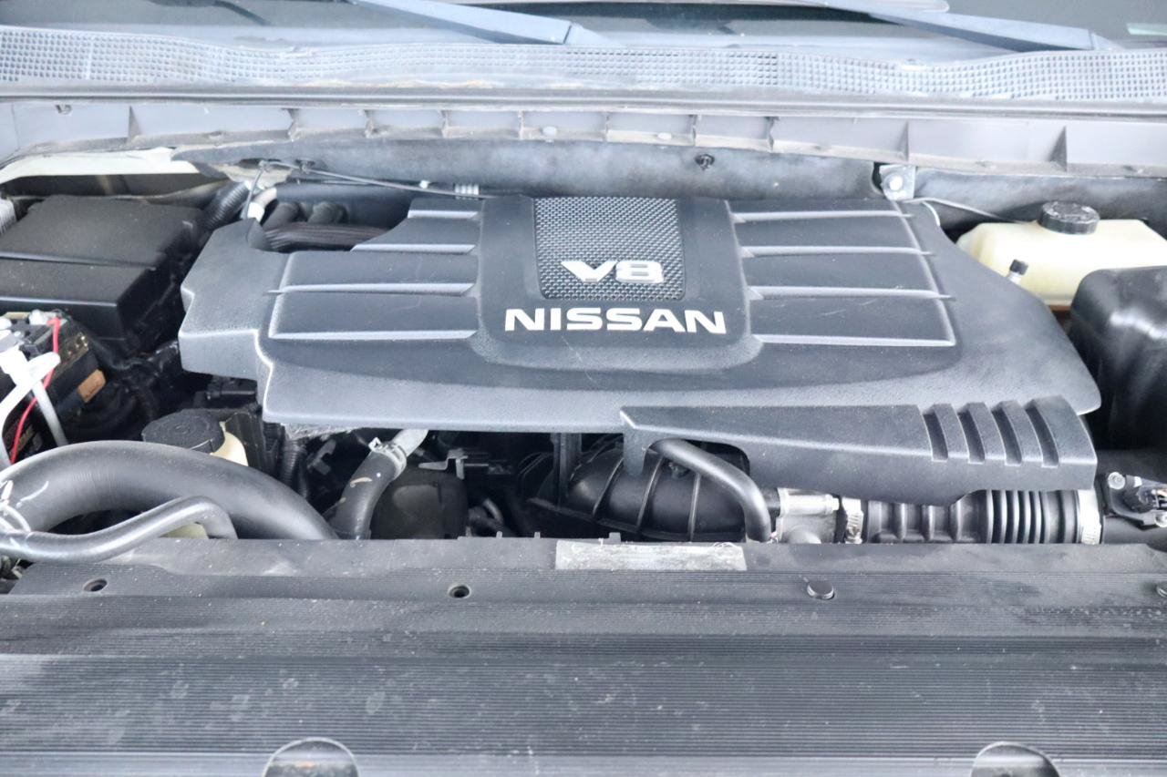 Used 2017 Nissan Titan S AWD/4WD image 37