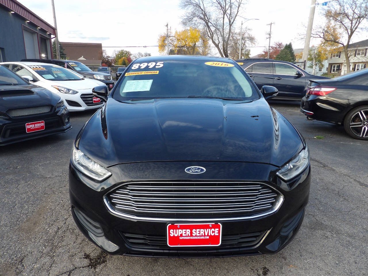 Used 2016 Ford Fusion SE FWD image 2